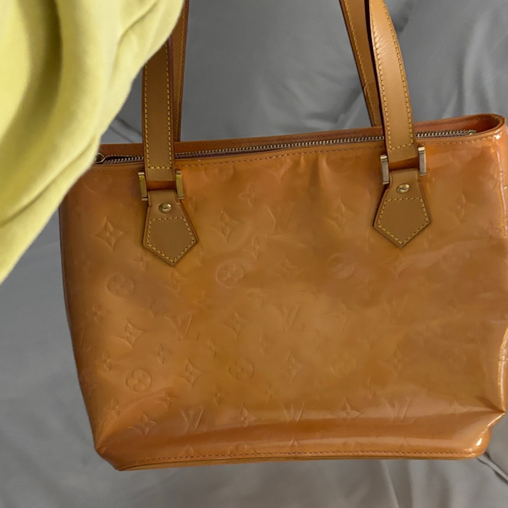 Louis Vuitton Light orange Vernis Houston Embossed Tote